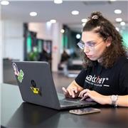 Studentessa laureata triennale in informatica impartisce ripetizioni di HTML & CSS (Angular/Node.js)